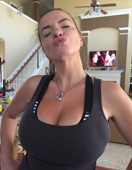 アジア人女性OnlyFans トップ ギャラリー