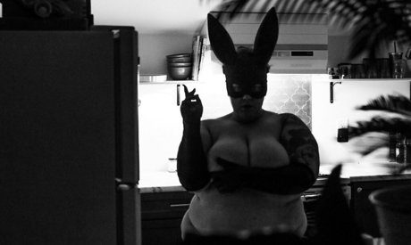 金髪の射精OnlyFans ポルノグラフィック 写真