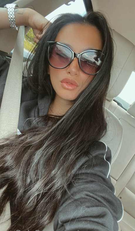 本物のヌードOnlyFans ポルノ 画像