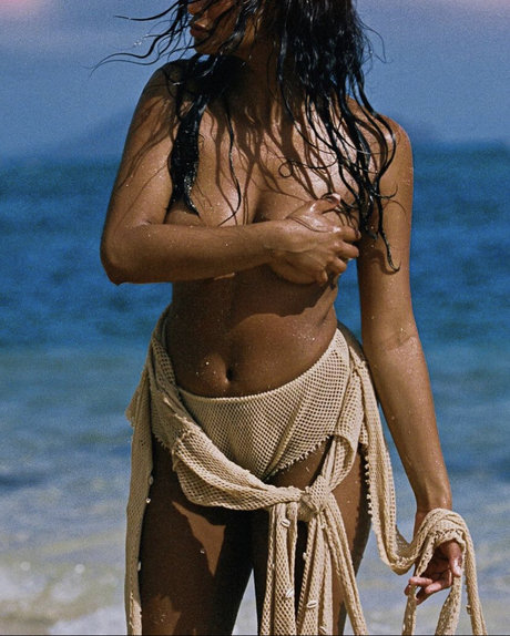 Aslayy Baugh 素敵なモデル 写真