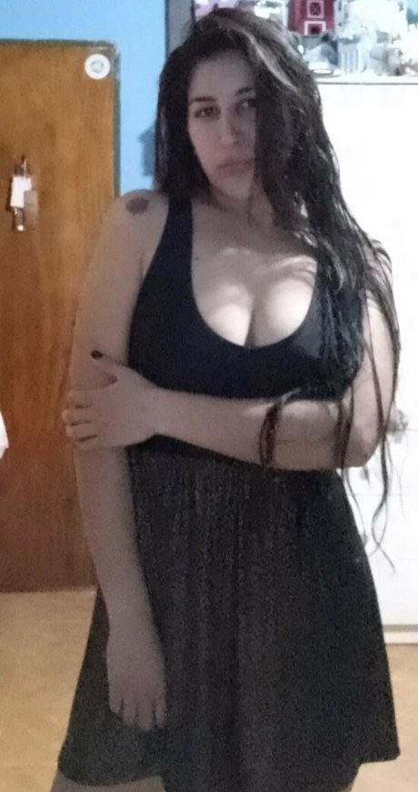 ぽっちゃり黒人OnlyFans 無料ヌード 写真