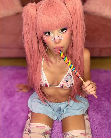 巨乳の黒人女性オンリーファンズ エロチック 写真