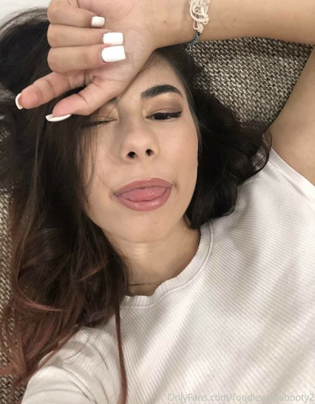 巨乳の黒人女性オンリーファンズ 無料エロ 画像