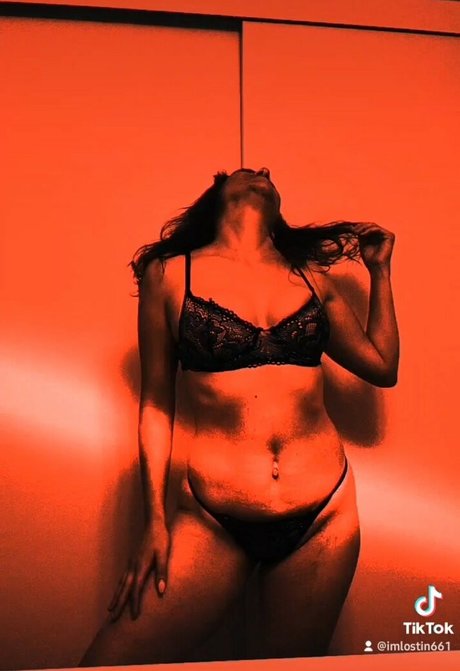 brunette beauty86 完璧なモデル 写真