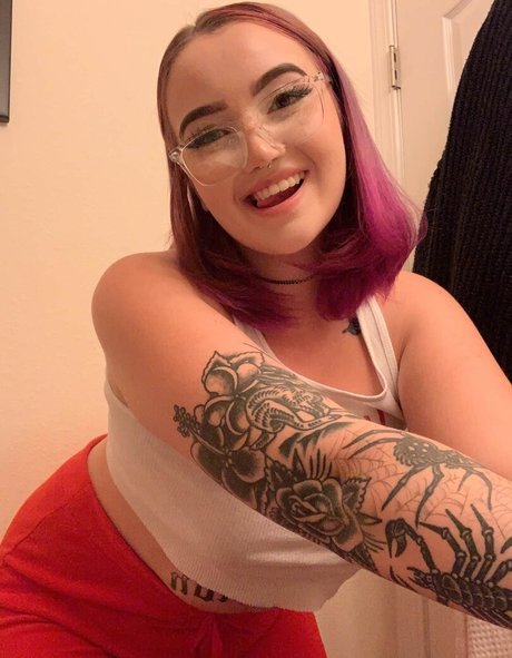 ティーン乱交OnlyFans 無料アダルト 写真