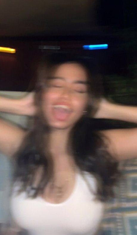 義母オンリーファンズ ポルノ 画像