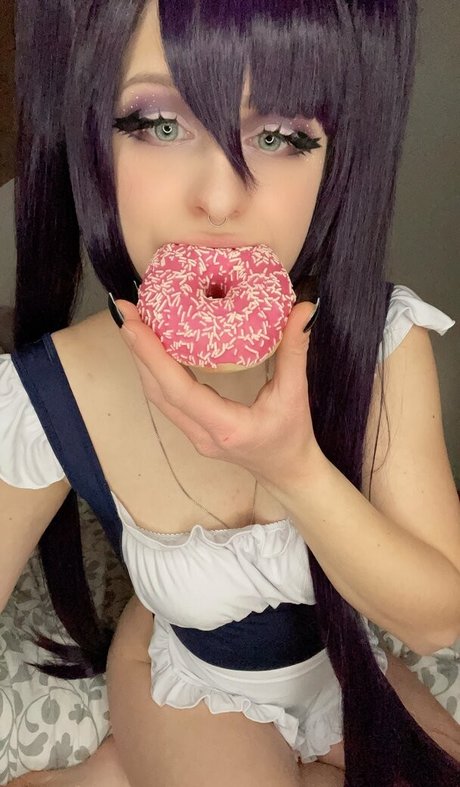 巨乳で痩せているOnlyFans ポルノグラフィック 画像