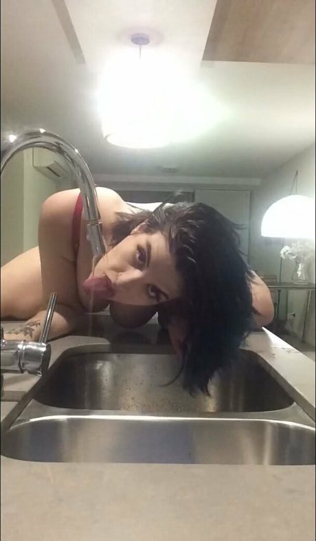 垂れ下がった熟女OnlyFans 無料アダルト 画像