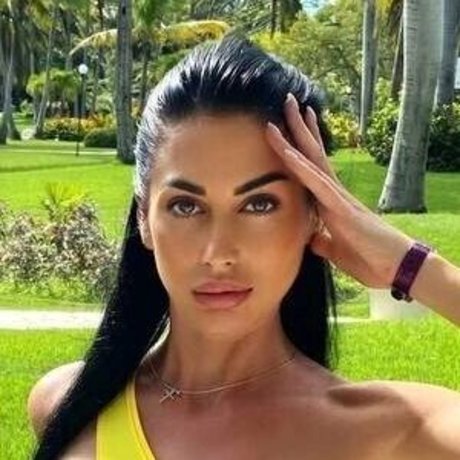 プリティオンリーファンズ 無料セクシー 画像