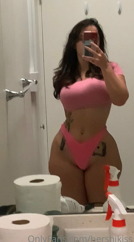 Hershikiss 素敵なポルノスター 画像