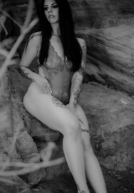 Thatsoraven95 ホットなスター 画像