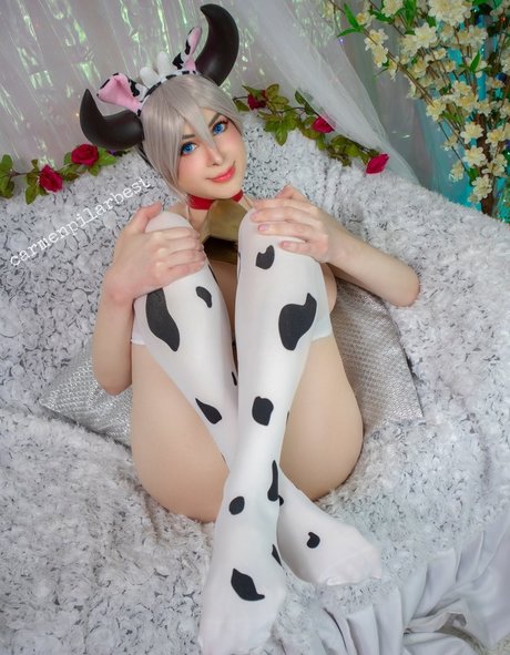 ジンジャートゥインクオンリーファンズ ホットヌード 写真