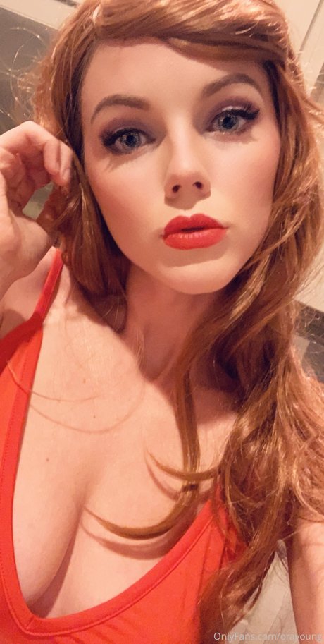 Ora Young ポルノスター 美しい 写真