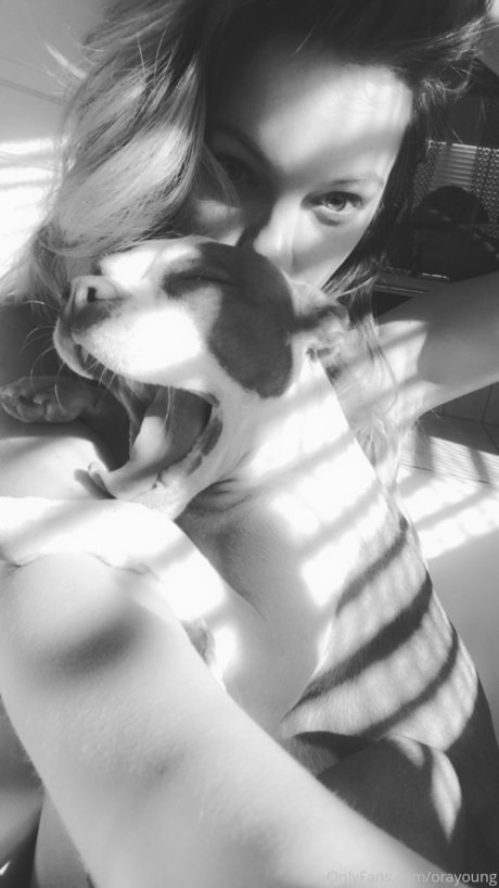 BBWシーメールオンリーファンズ ホットセクシー 画像