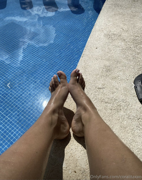 スマイルオンリーファンズ 無料 写真