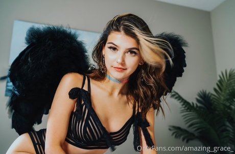 年配の熟女オンリーファンズ ポルノ 写真