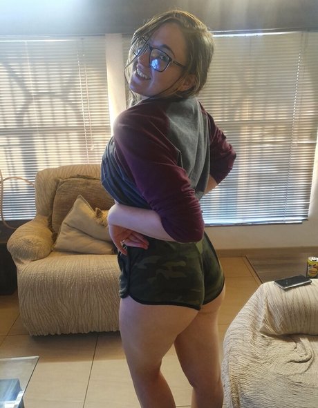 アジアンゴス オンリーファンズ 美しい ギャラリー