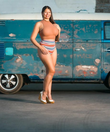 Eimeo ポルノモデル アーカイブ