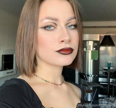 crybaby16 最高のポルノスター 写真
