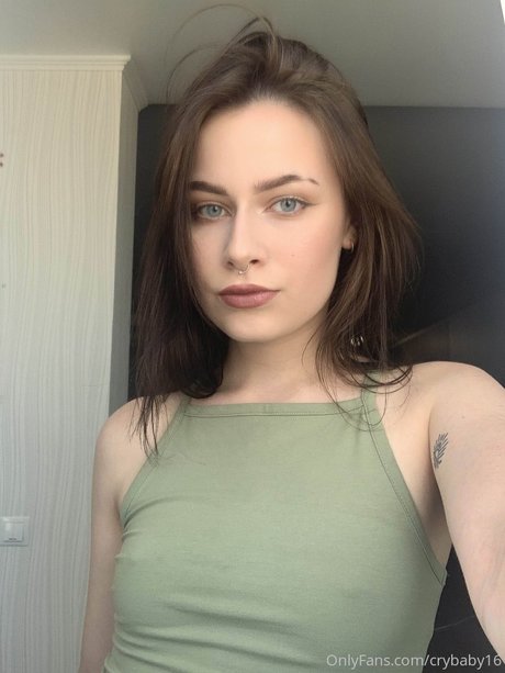 crybaby16 ポルノスター アダルト 写真