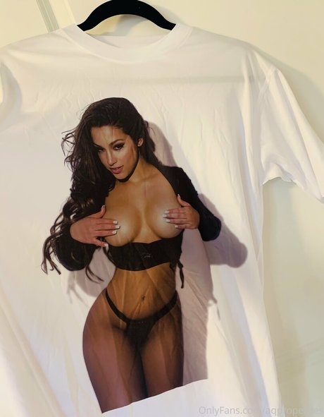 Abella Anderson ポルノスター アーカイブ