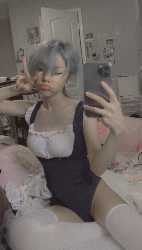 eveable アダルトスター 写真