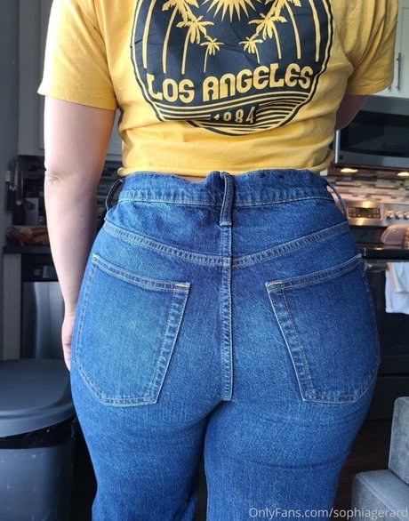 Sophia Gerard 高品質のポルノスター 写真