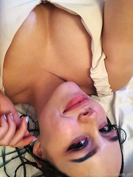 ダーティトークオンリーファンズ エロチック 写真