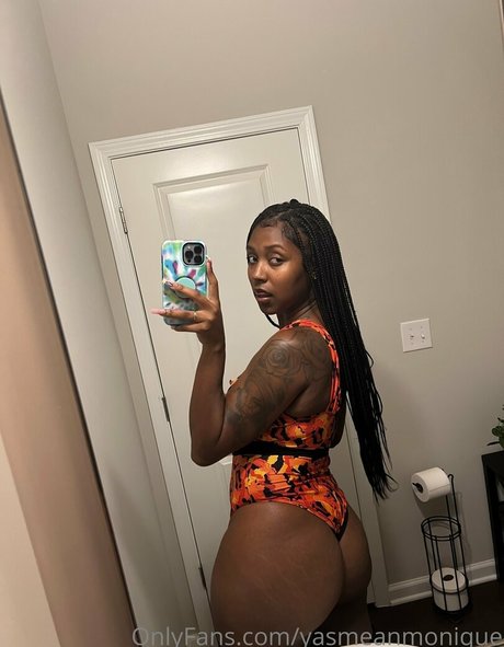 金髪クーガーオンリーファンズ 美しいポルノ 画像