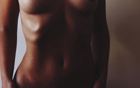 大きな黒い猫OnlyFans 無料ヌード 写真