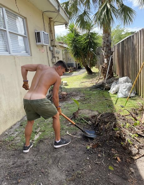 ベラルーシのファンのみ ポルノ 写真