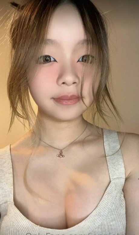 jennieteen ヌードモデル 写真