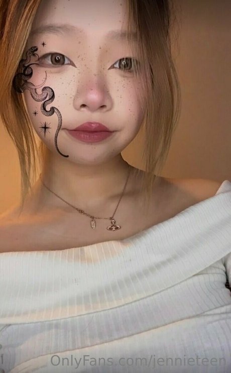 jennieteen ポルノスター ホット 写真