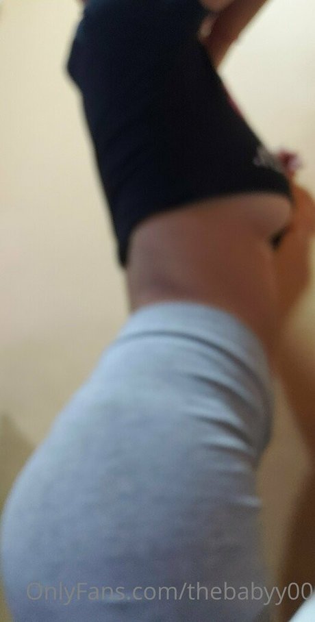 痩せたアジア人ティーン OnlyFans 限定 ギャラリー