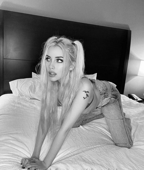 BBC売春婦OnlyFans ポルノグラフィック ギャラリー