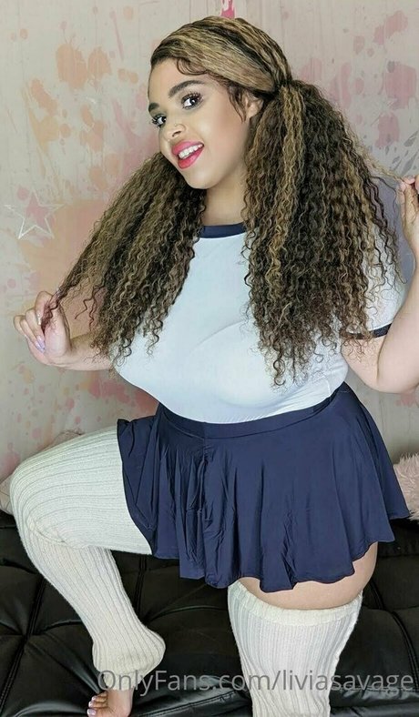 巨乳 パイズリ OnlyFans 無料エロ 画像