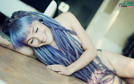 ポーグ xxx オンリーファンズ 無料ヌード 画像