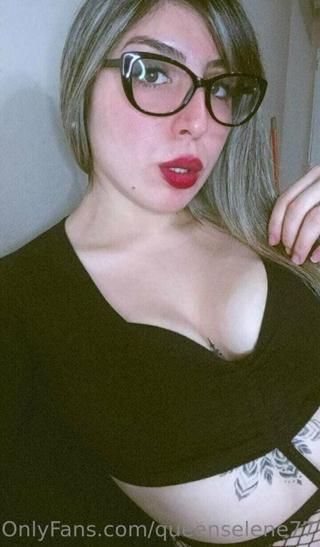 小さなオンリーファンズ ポルノ 画像