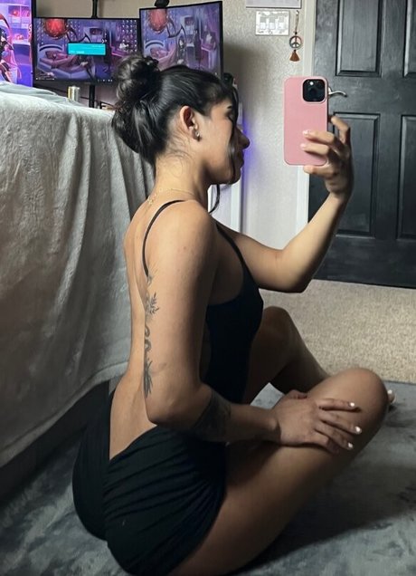 Sara Rios Asmr 素敵なスター ギャラリー