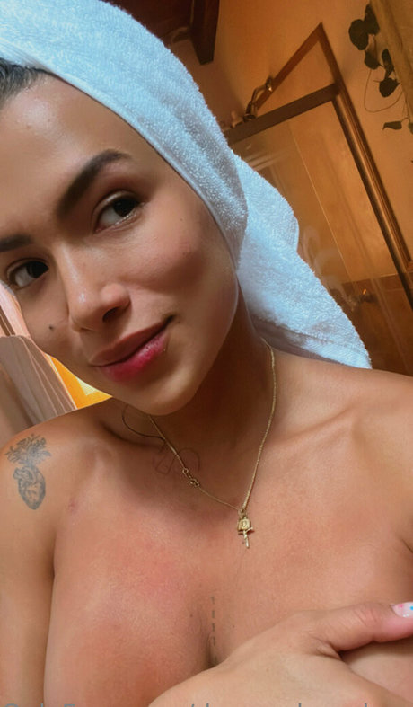 ナチュラルポーグオンリーファン ポルノ ギャラリー