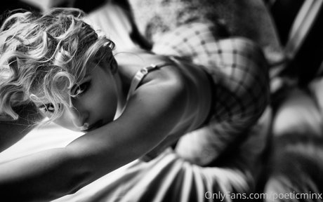 poeticminx HD女優 画像