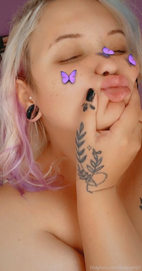 bxbygxrl21 高品質女優 アーカイブ