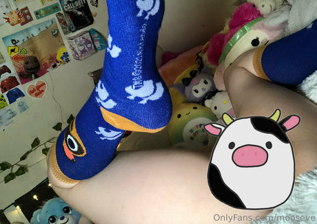 mooseve 裸の女優 ギャラリー