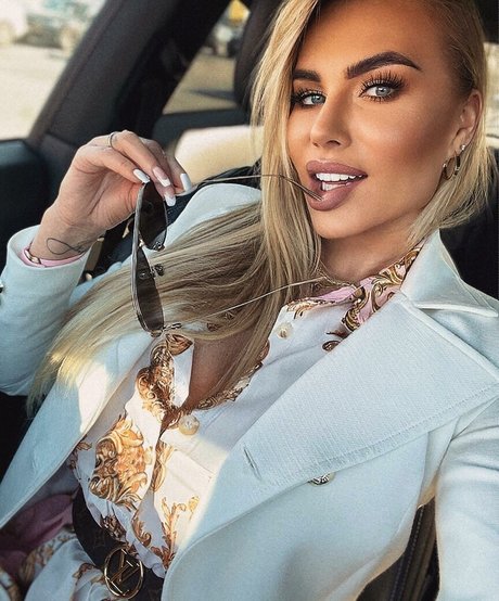 巨根ファックOnlyFans ポルノ 写真