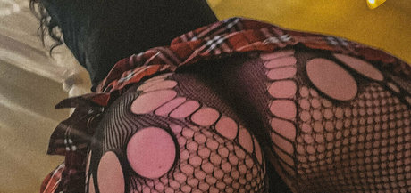 thisominouslife 無料モデル 写真