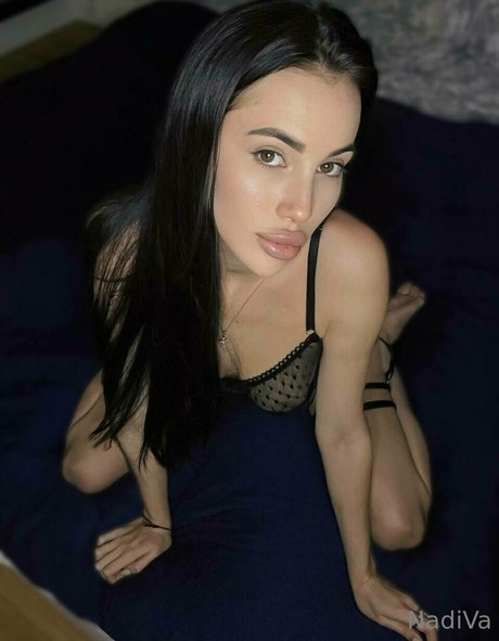 アジア人のティーンの足 オンリーファンズ ベスト ギャラリー