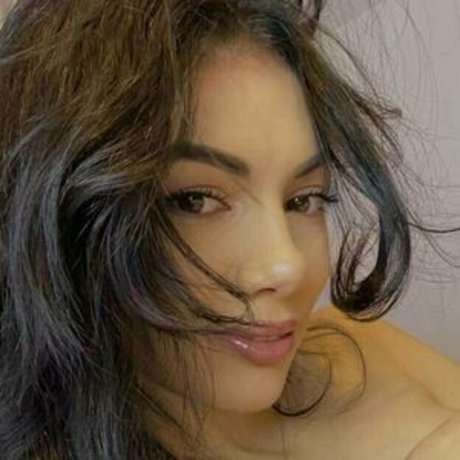 mollyrossee 無料モデル 画像