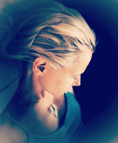 ゲイアナルOnlyFans セクシーヌード 画像