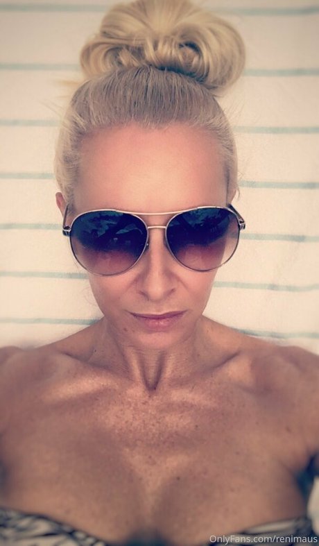 オンリーファンズでのセクスティング えろ 画像