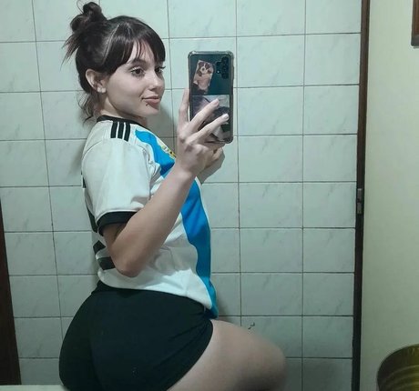 Diane Saletti ヌードのポルノスター 画像